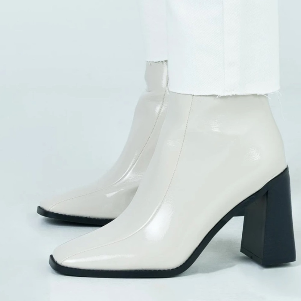 New Princess Polly white ankle boots size 10!